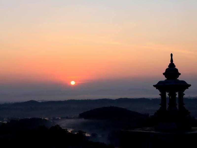 โรงแรมไร่เกษตร ภูแพรวา แม่จัน ภายนอก รูปภาพ